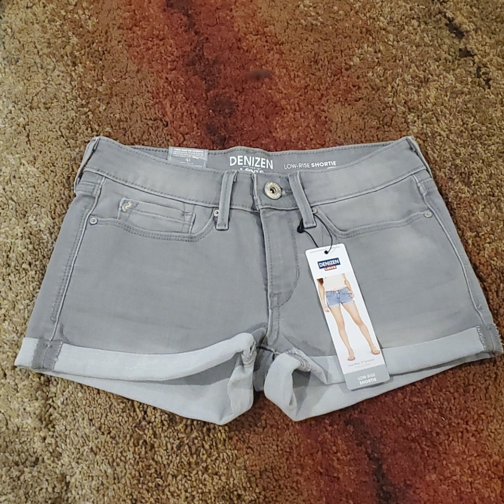 Levi's Denizen Low-Rise Shorties